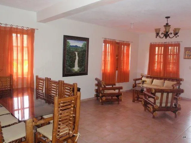 Cabana En Jarabacoa ξενώνας Εξοχικό σπίτι